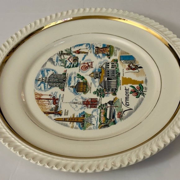 Vintage Vermont State Souvenir Plate - 10.5” Collectible with Iconic Landmarks - Picture 4 of 16